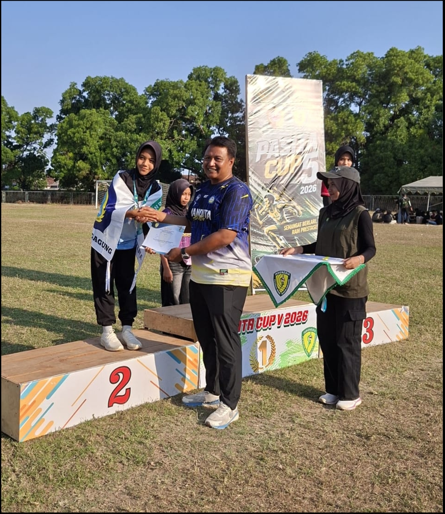 Bintang Lintasan! Siti Imroatus Borong 2 Medali Atletik Pasita Cup 5